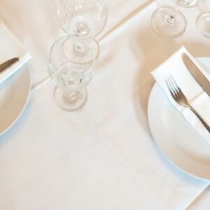 why table linen hire is essential for creating memorable dining experiences