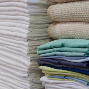 What to Look for When Choosing a Reliable Laundry Company